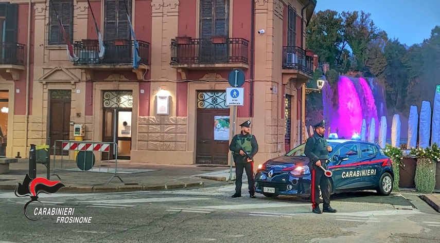 Donna di 35 anni arrestata per spaccio di droga