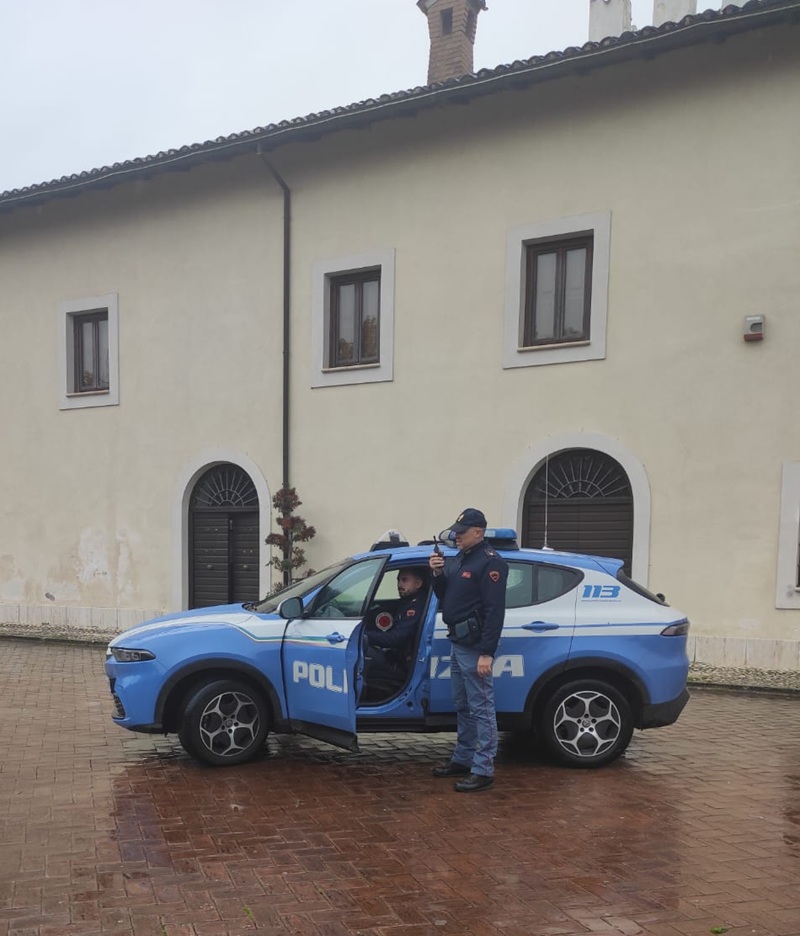 Due giovani denunciati per danneggiamento della Villa Comunale e possesso di stupefacenti