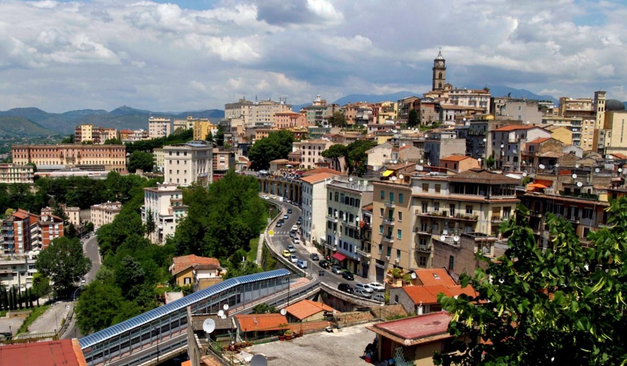 Restaurati i Piloni del Centro di Frosinone, cerimonia di apertura