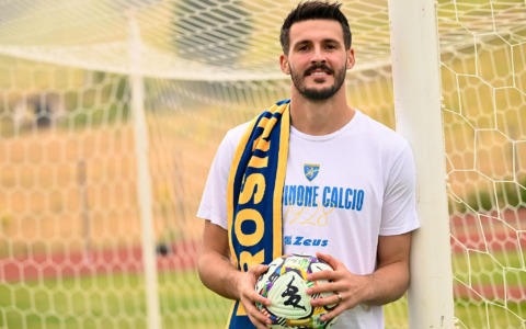 Alen Sherri lascia il Frosinone e torna al Cagliari