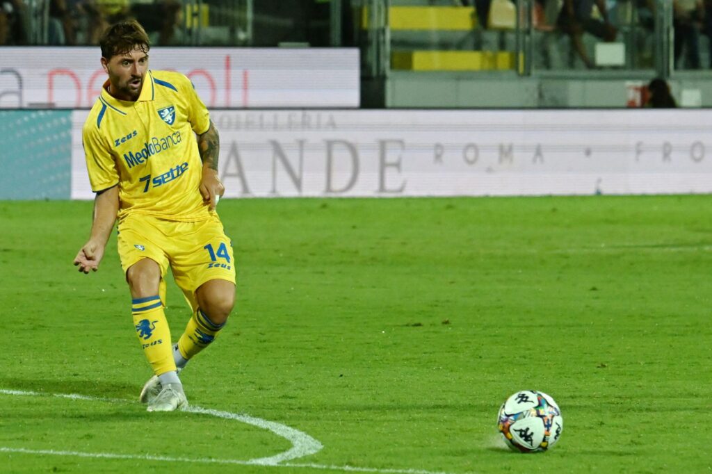 Frosinone in apprensione per l’infortunio di Giacomo Calò e rinnovo per Gabriele Bracaglia