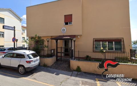 Un giovane arrestato per persecuzione nonostante il divieto di avvicinamento