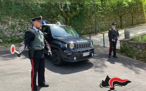 Arrestato un uomo di 58 anni per aver picchiato la madre anziana