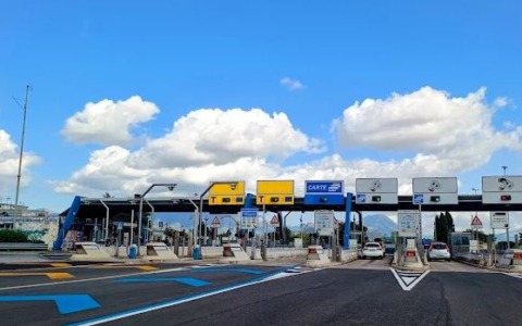 Chiusura notturna dell’entrata della stazione di Cassino sulla A1 il 15 gennaio