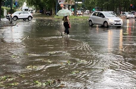 Maltempo nel Cassinate: evacuate otto persone dalla Polizia