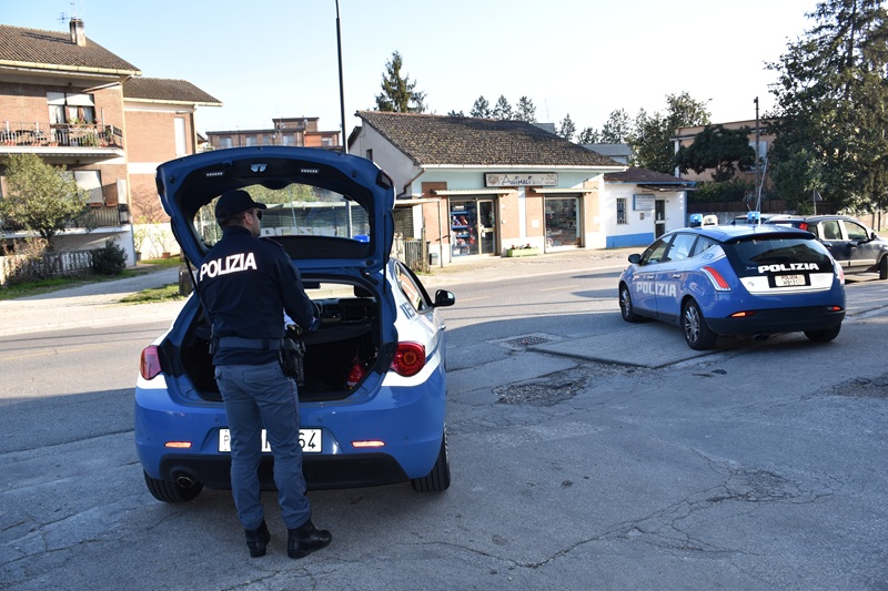 Tre uomini bloccati dalla Polizia dopo un tentativo di fuga