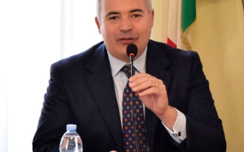 Crisi dell’indotto Stellantis: convocazioni strategiche per tutelare i posti di lavoro