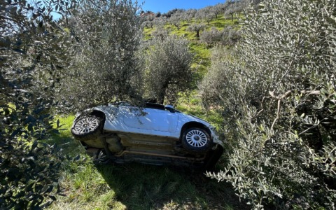 Due auto si scontrano a Boville Ernica: ferite due donne
