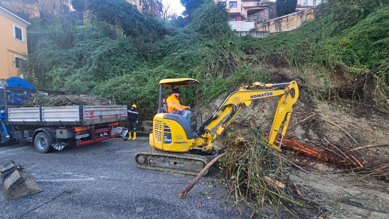 Frana in Via Ciamarra, avviati i lavori di ripristino