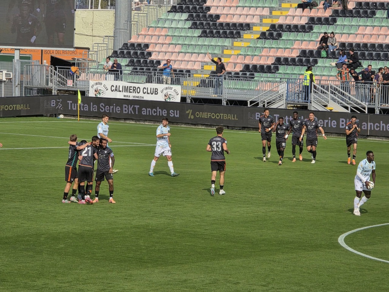 Frosinone si prepara per il match decisivo