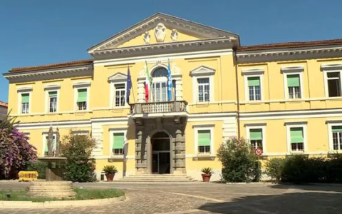 Ricoverato allo Spallanzani per epatite dopo cena di sushi