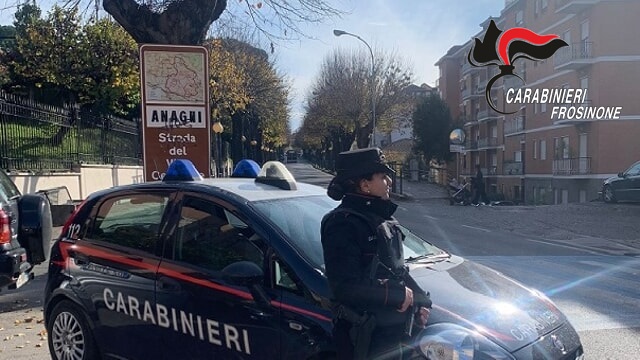 Due figli arrestati per maltrattamenti sulle madri a Frosinone