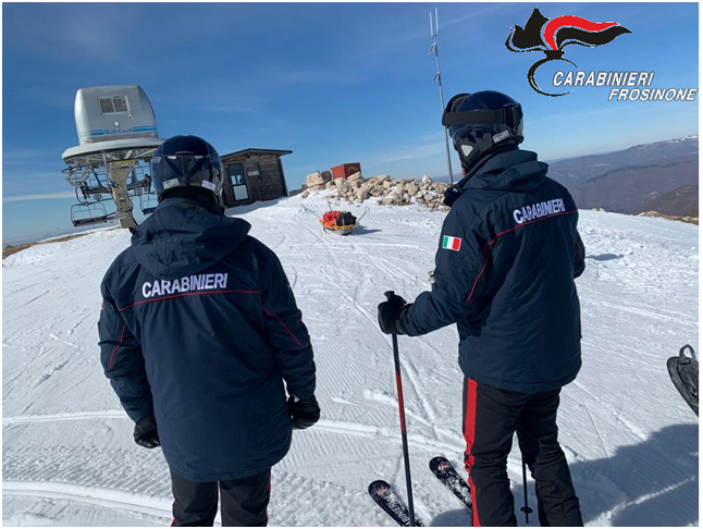 Due incidenti sulle piste da sci: feriti un bambino di 10 anni e una ragazza di 20