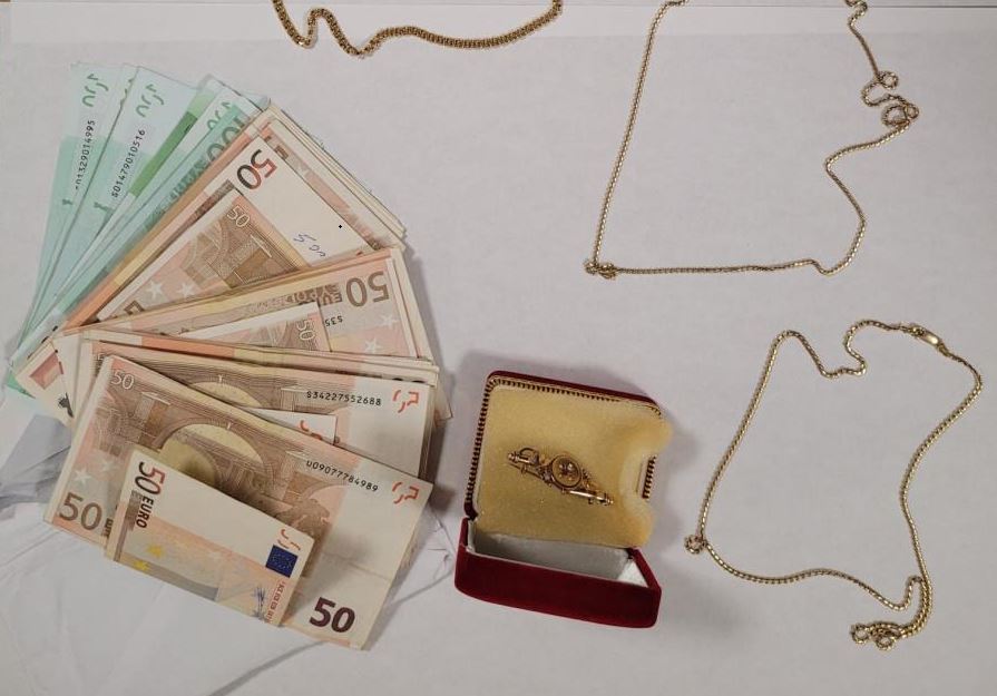 Due uomini truffano anziane tra Perugia e L’Aquila, bloccati prima del casello autostradale