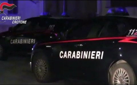 Operazione dei Carabinieri nel crotonese: 19 arresti per mafia ed estorsione