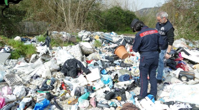 Sequestrata una discarica abusiva a Frosinone: si cercano i colpevoli