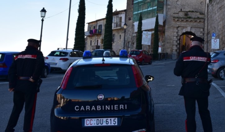 Un minorenne colpito da daspo urbano dopo un episodio di violenza
