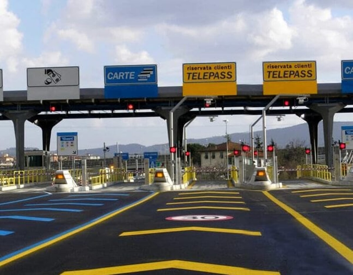 Chiusura della stazione di Anagni sulla A1 Milano-Napoli