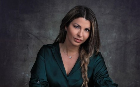 Claudia Conte e il Ministro Piantedosi: La relazione svelata