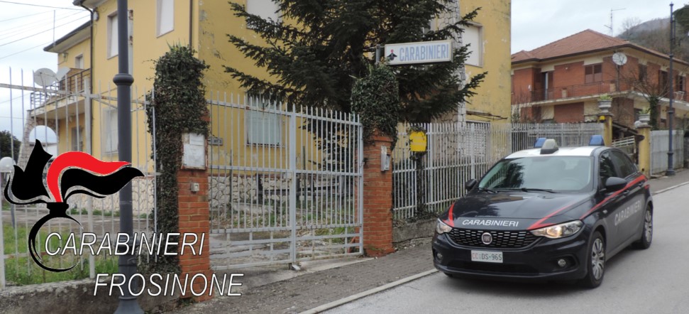 Coppia denunciata per acquisti con carta smarrita