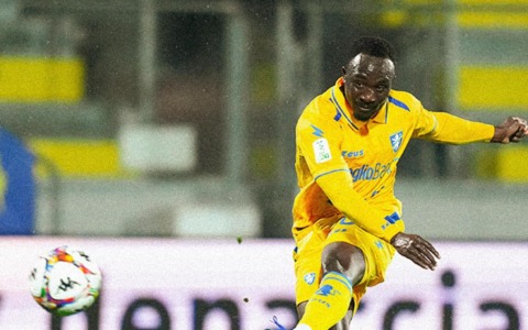Frosinone in corsa con altre tre per la promozione in Serie A