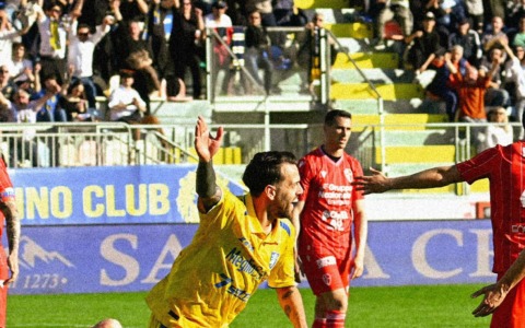 Frosinone supera il Padova con un convincente 2 a 0